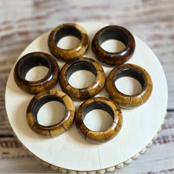 Vintage wood napkin ring holders set of 7 wooden dining decor Retro table settin - Picture 5 of 8